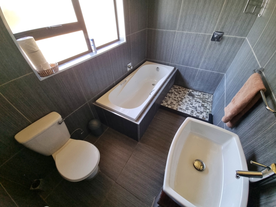 2 Bedroom Property for Sale in Utopia Nature Estate North West
